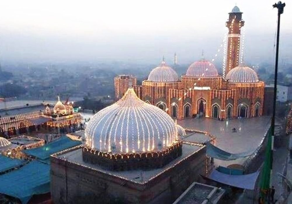 Shrine of Baba Fariduddin Ganjshakar in Pakpattan Sharif